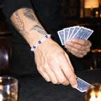 Kristall-Nazar-Armband In Action